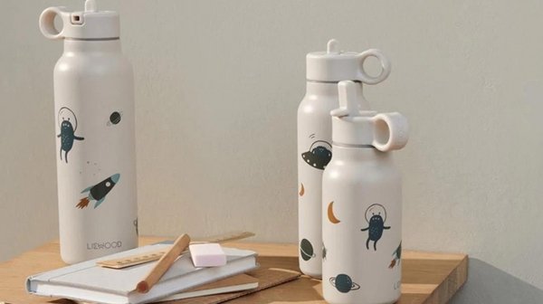 Vajilla y Botellas de Agua para Niños y Bebés