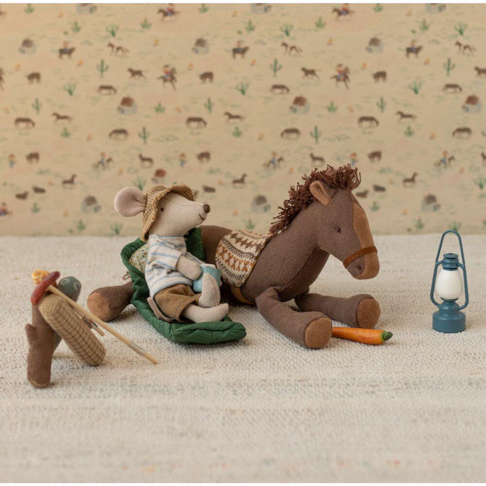 Maileg_Pony_Small-with-Mouse