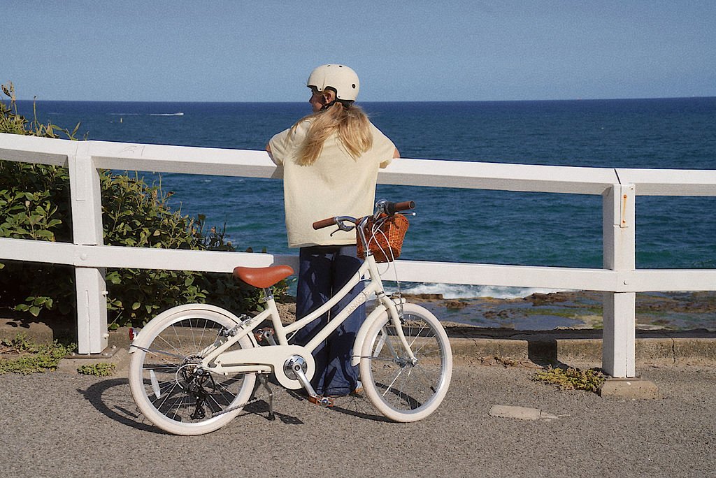 BANWOOD - Vélo Enfant Classic Banwood 20" - Vintage Crème