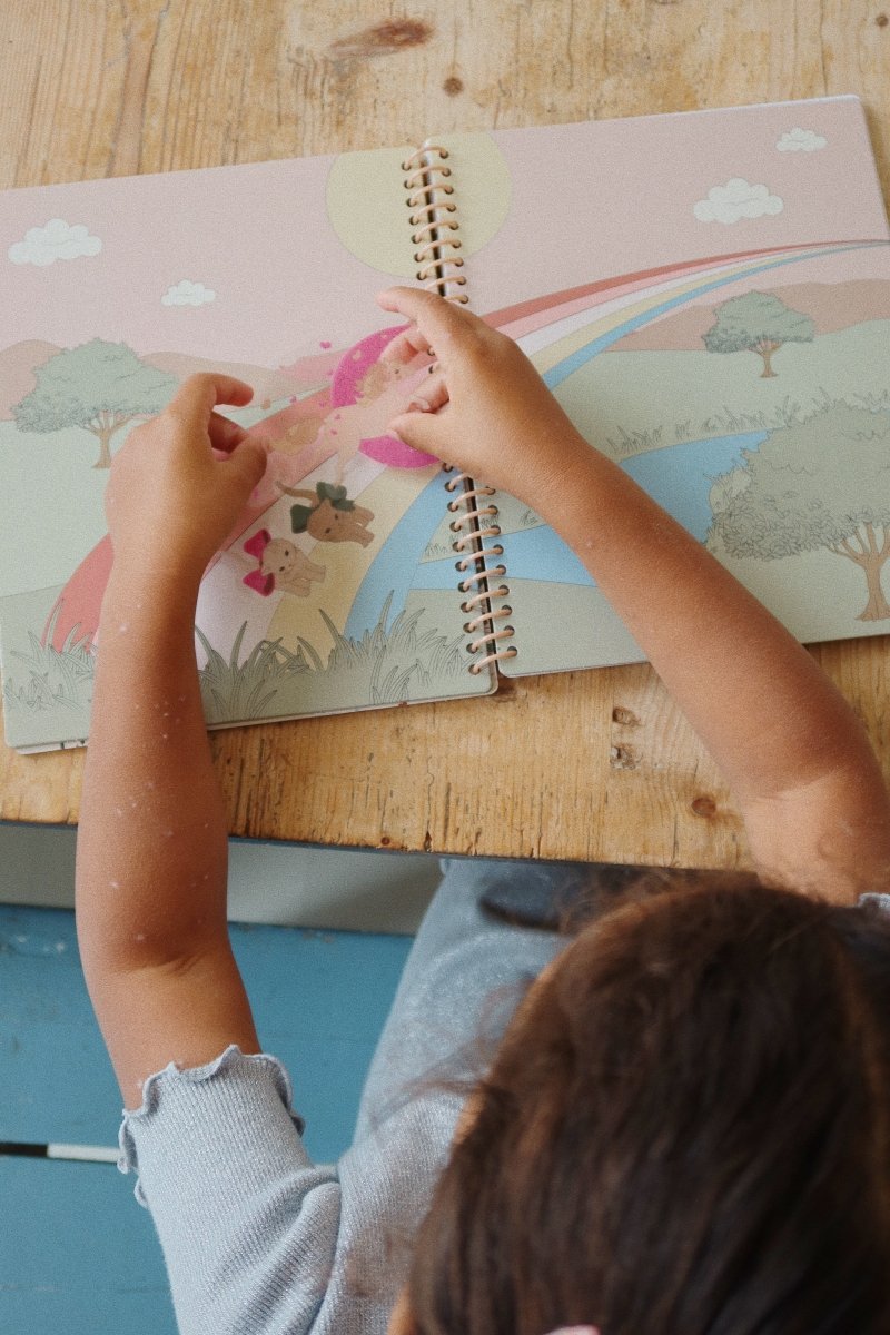 KONGES SLØJD - Mon Livre D'autocollants - Rose