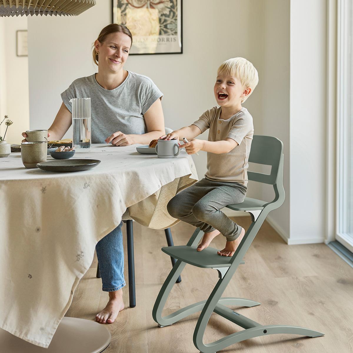 LEANDER - Chaise haute sans arceau Leander Louie™ Sauge