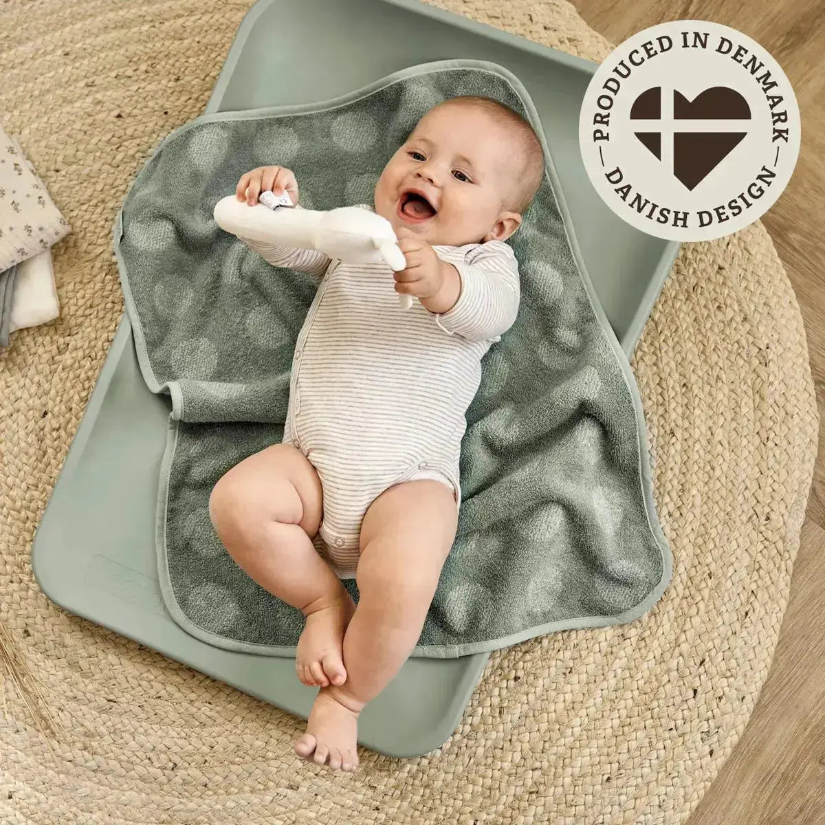 LEANDER - Commode 3 Tiroirs Linea, Hêtre