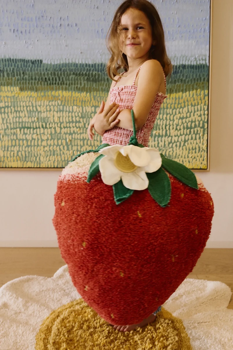 LORENA CANALS-Coussin De Sol Strawberry