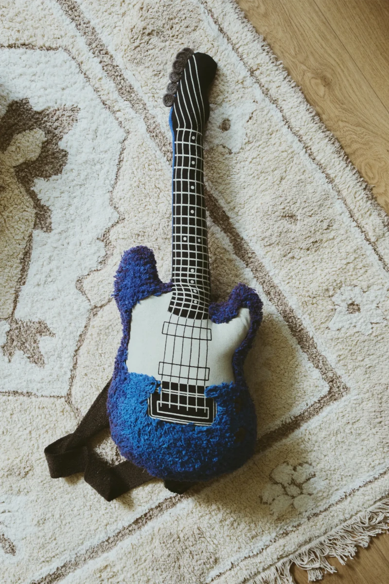 LORENA CANALS-Coussin Electric Guitar 30 x 70 Cm