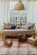 LORENA CANALS - Coussin Tissé Main Rose