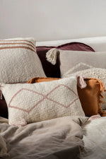 LORENA CANALS - Coussin Tricoté Little Oasis Nat - Rose Pâle