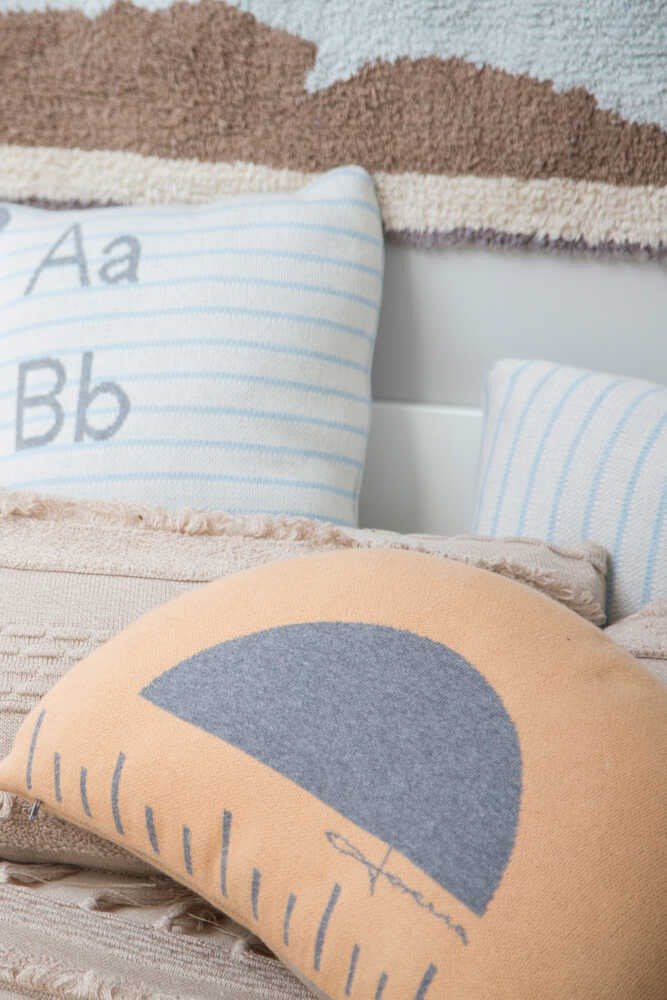 LORENA CANALS - Coussin Tricoté Règle