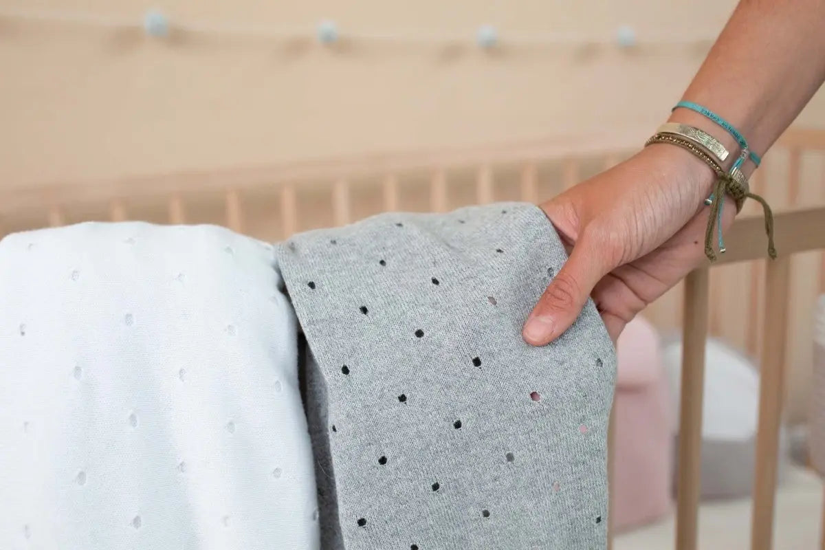 LORENA CANALS - Couverture Bébé Tricotée Biscuit Gris