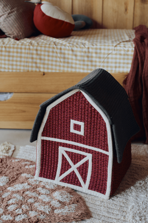 LORENA CANALS - Panier en Forme de Maison de la Ferme - Rouge