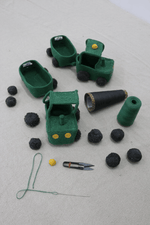 LORENA CANALS - Panier en Forme de Tracteur - Gris Foncé