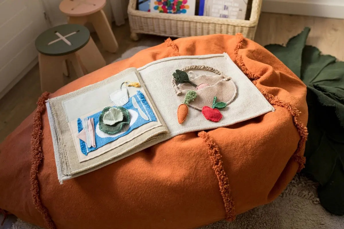 LORENA CANALS - Pouf Cathy La Carotte