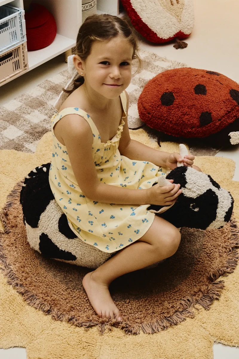LORENA CANALS-Pouf Lola The Cow