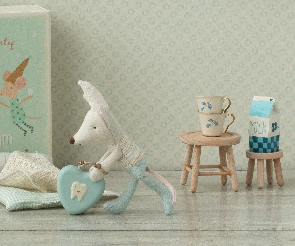 MAILEG - Ensemble Table Et Tabouret, Pour Souris Maileg