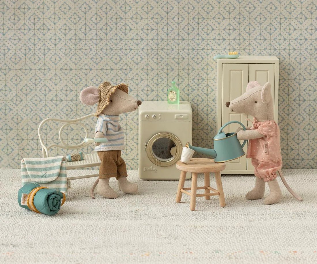 MAILEG - Grande Sœur Souris Dans Sa Boîte D'allumettes