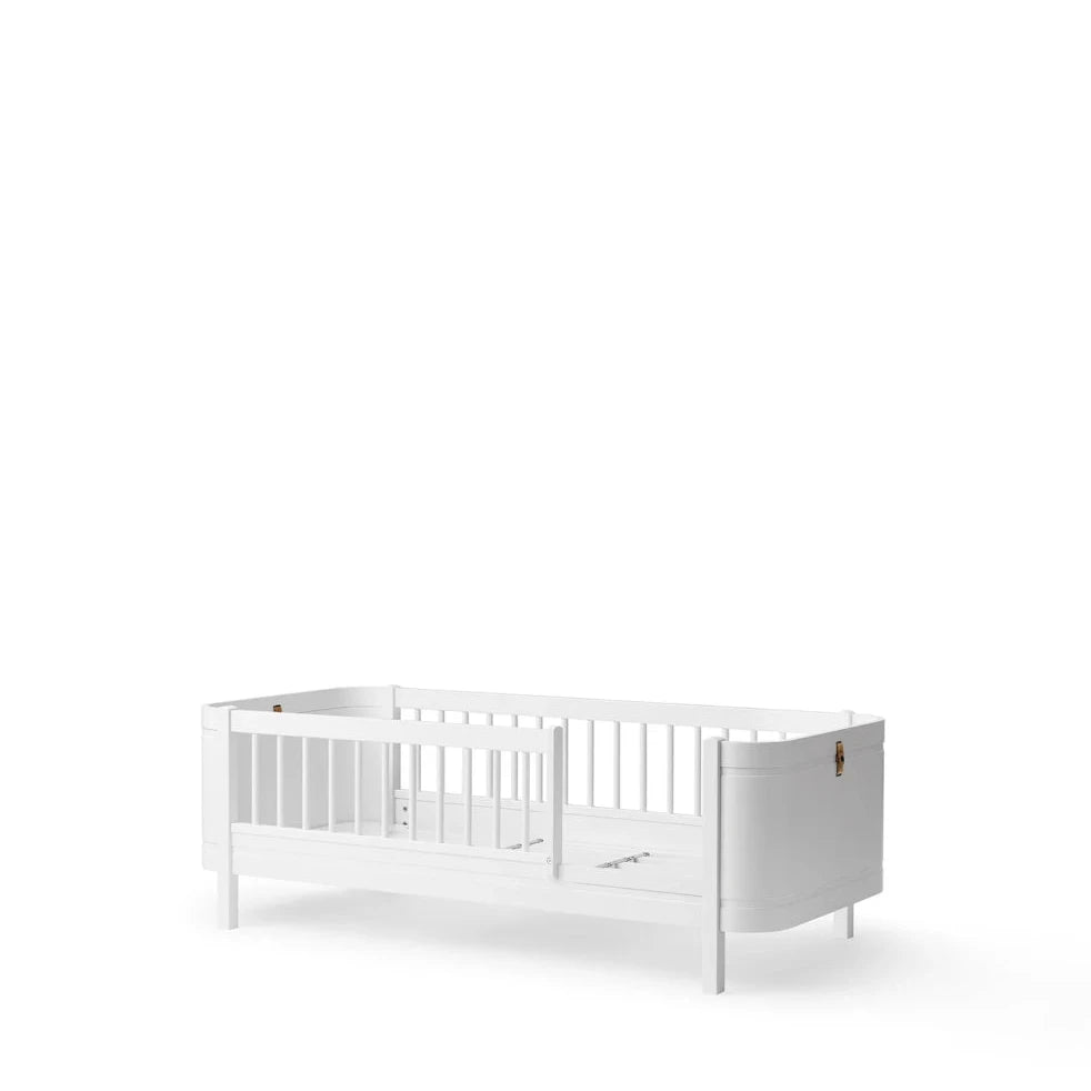 OLIVER FURNITURE - Lit Bébé Évolutif Wood Mini+, Avec Kit Junior Inclus, Blanc