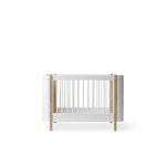 OLIVER FURNITURE - Lit Bébé Évolutif Wood Mini+, Avec Kit Junior Inclus, Blanc/Chêne