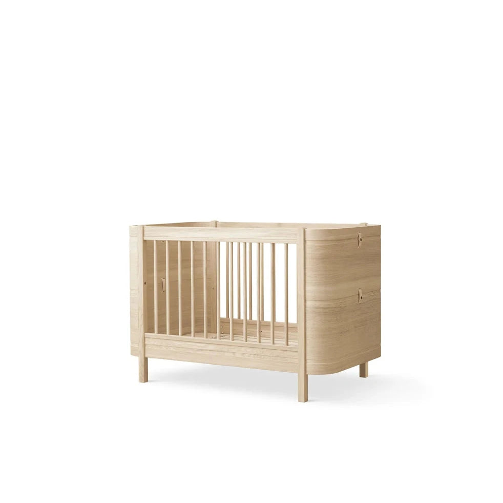 OLIVER FURNITURE - Lit Bébé Évolutif Wood Mini+, Chêne