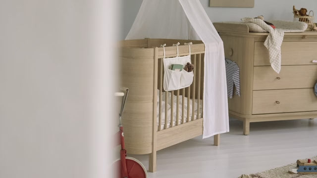 oliver furniture lit bbebe wood mini chene
