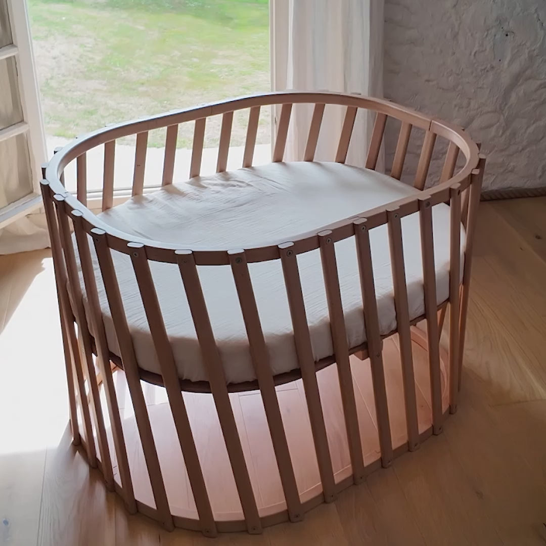 Lit Bébé évolutif LUGO Charlie Crane en Bois Naturel + Matelas