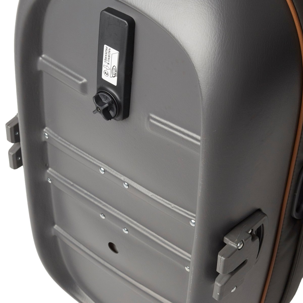 QUAX - Landau AVENUE - Lin Gris