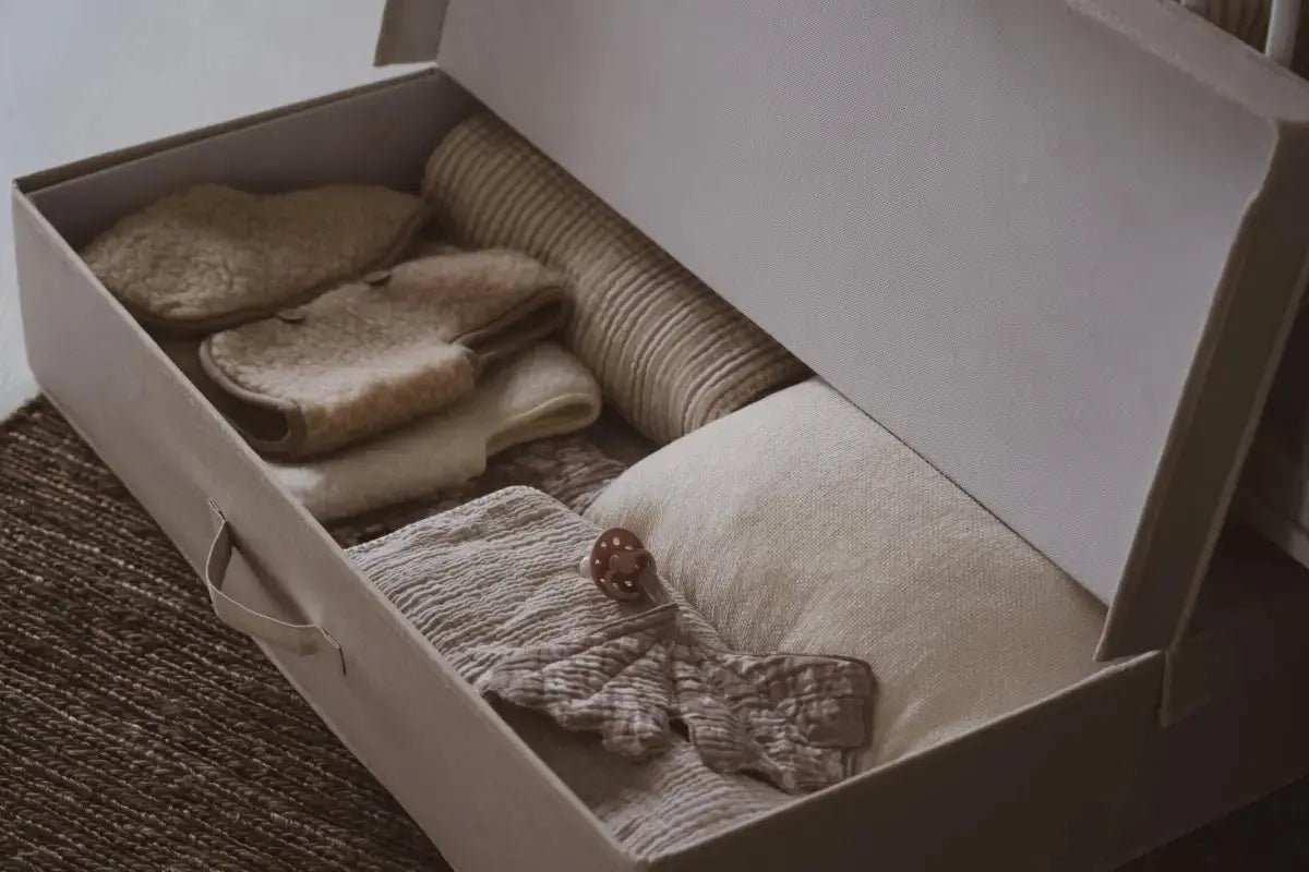 QUAX - Lit Bébé HAI NO KI 60 x 120 Cm - Frêne Noir