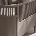 SEBRA - Lit Bébé évolutif Sebra en Bois 70x110 cm - Beige