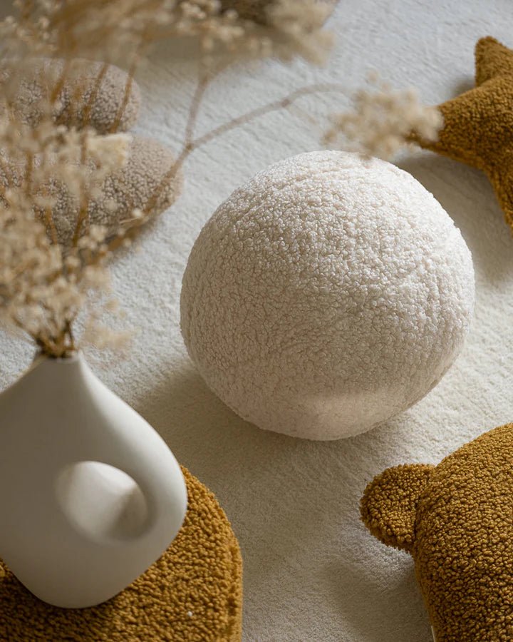 WIGIWAMA - Coussin Boule Molletonné - Blanc Crème