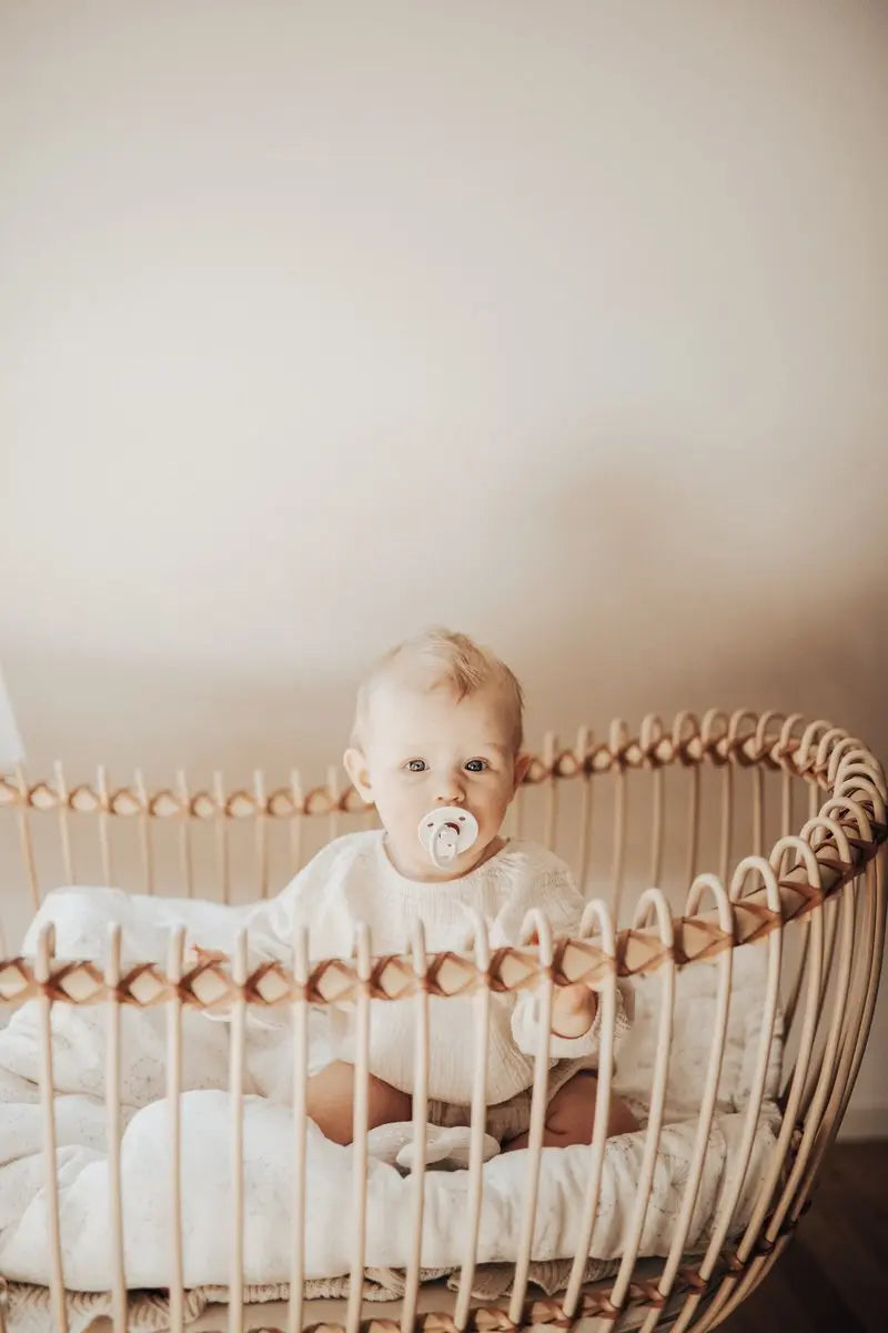 BERMBACH HANDCRAFTED - Lit Bébé Et Matelas En Rotin Lola