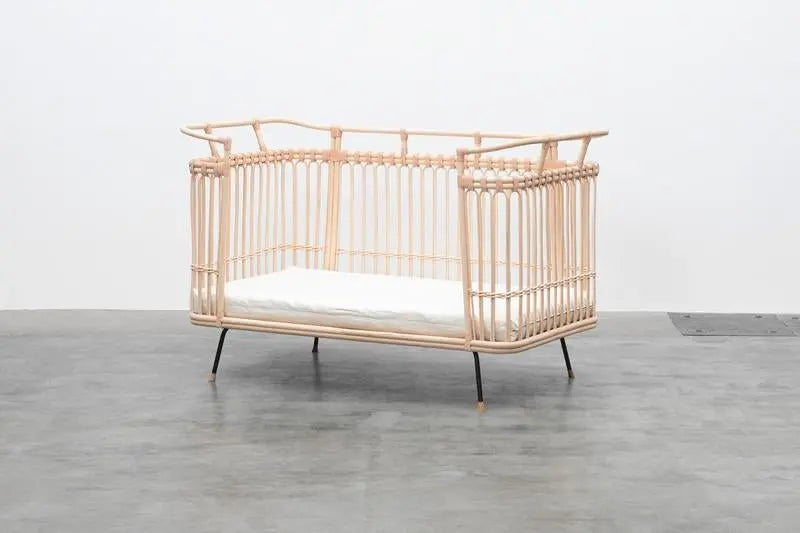 BERMBACH HANDCRAFTED - Lit Bébé Et Matelas Paul Rattan Evolutive