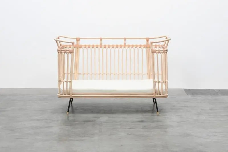 BERMBACH HANDCRAFTED - Lit Bébé Et Matelas Paul Rattan Evolutive