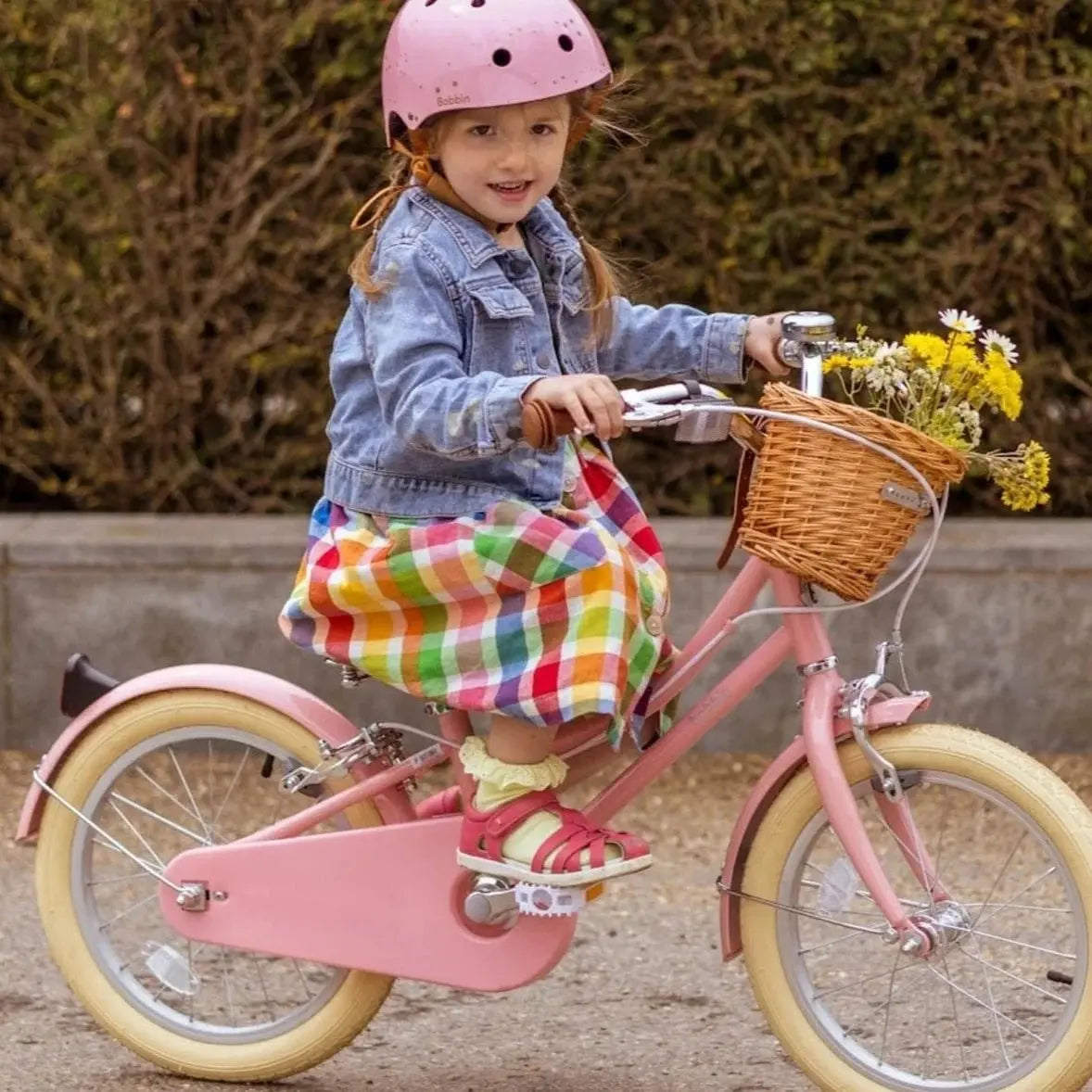 BOBBIN BIKES - Vélo Enfant Gingersnap 16" - Rose Pâle