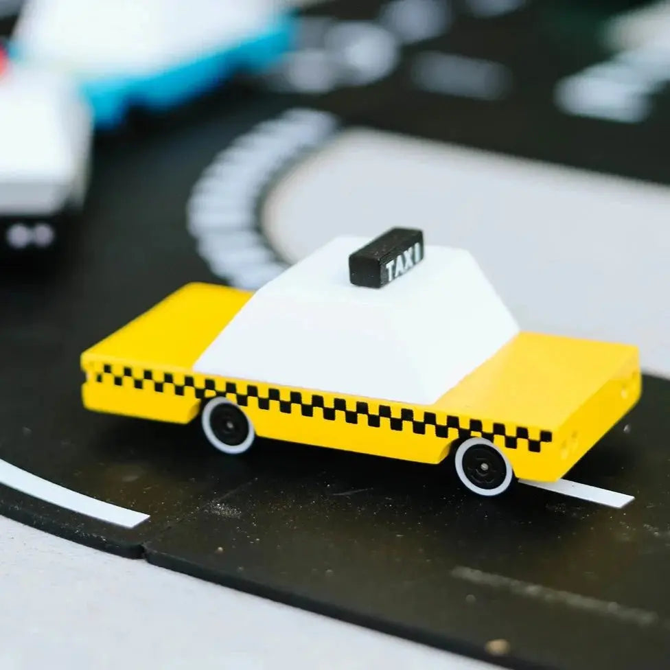 CANDYLAB - Taxi En Bois Jaune
