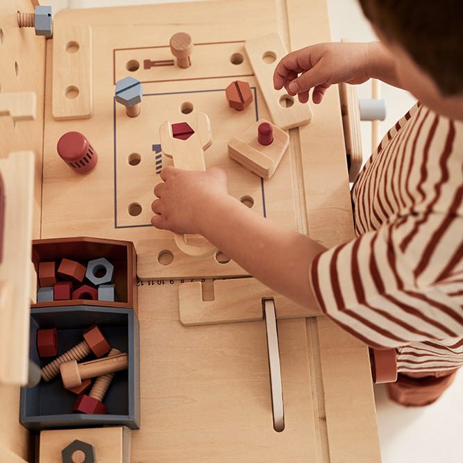 KID'S CONCEPT  Panca porta attrezzi in legno Hub per bambini - Les Petits