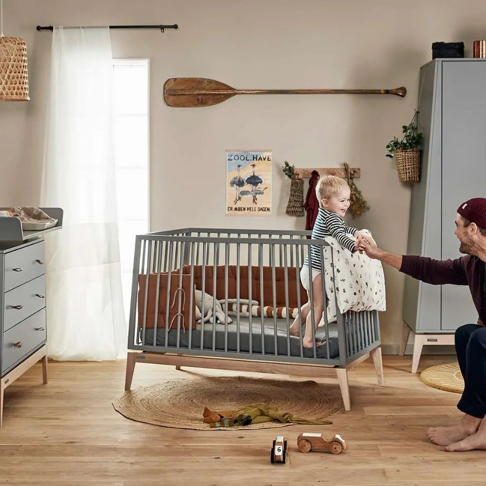 LEANDER - Lit Bébé Luna, 120x60 Cm, Gris/chêne