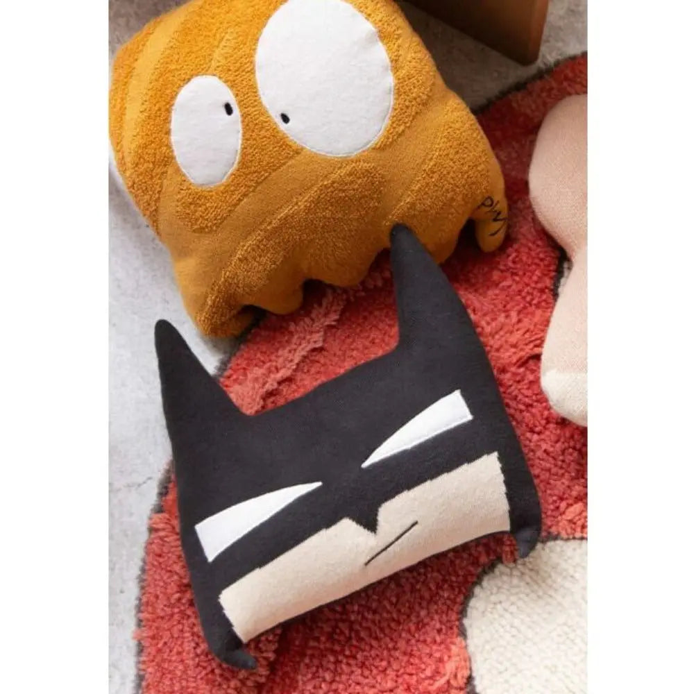 LORENA CANALS - Coussin Tricoté Batboy