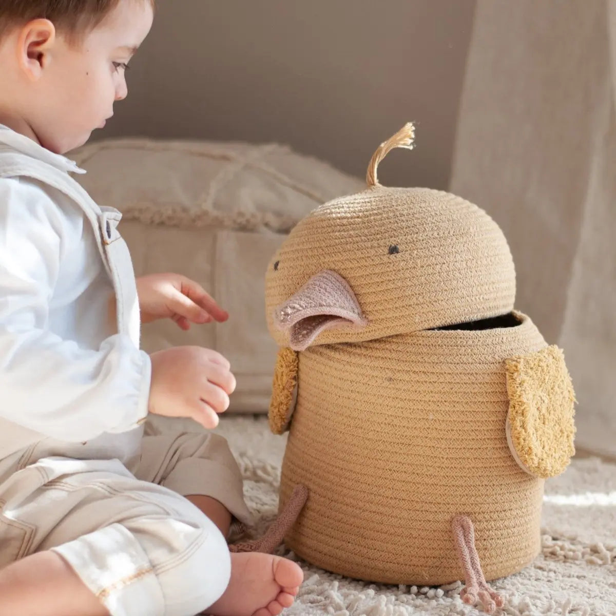 LORENA CANALS - Panier Charlie Le Poulet