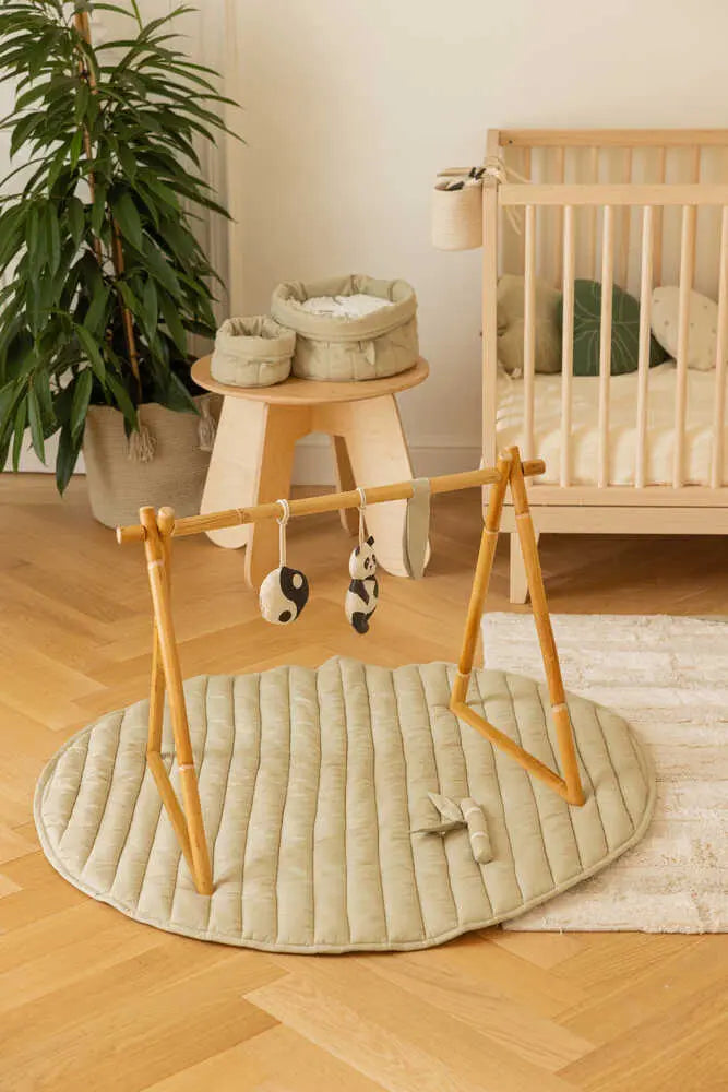 LORENA CANALS - Tapis De Jeu Lavable Bamboo Leaf - Natural / Olive Ø100 cm