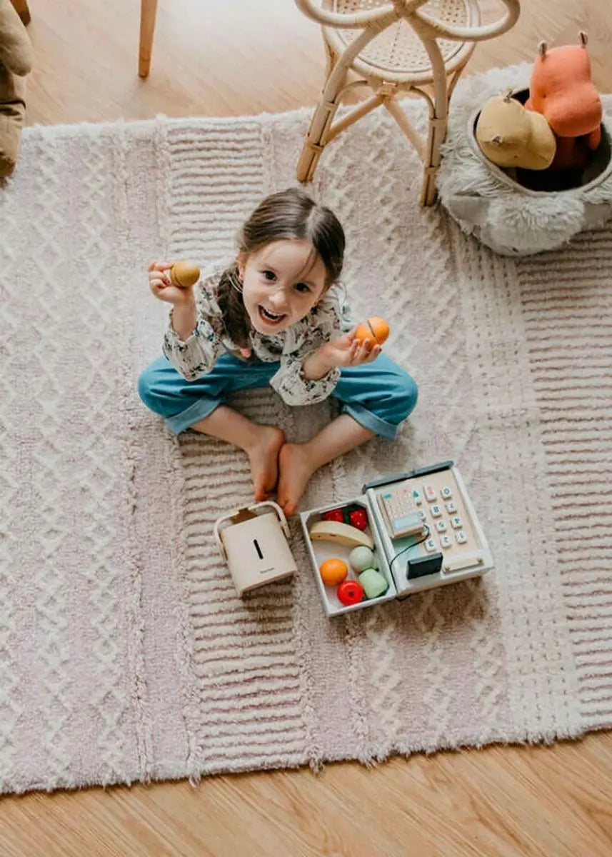 LORENA CANALS - Tapis Woolable Ari Sheep Rose 140 X 200 cm