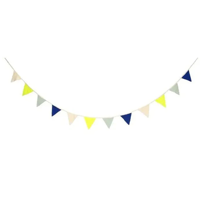 MERI MERI - Guirlande De Drapeaux En Tricot