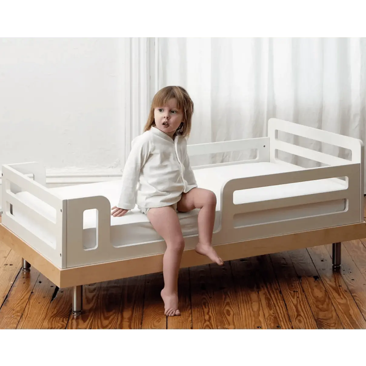 OEUF NYC - Lit Junior Enfant Design Classique 70 x 140 cm - Bouleau