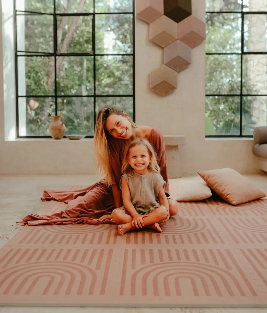 TODDLEKIND - Tapis de Jeu Bébé - Linear Camel